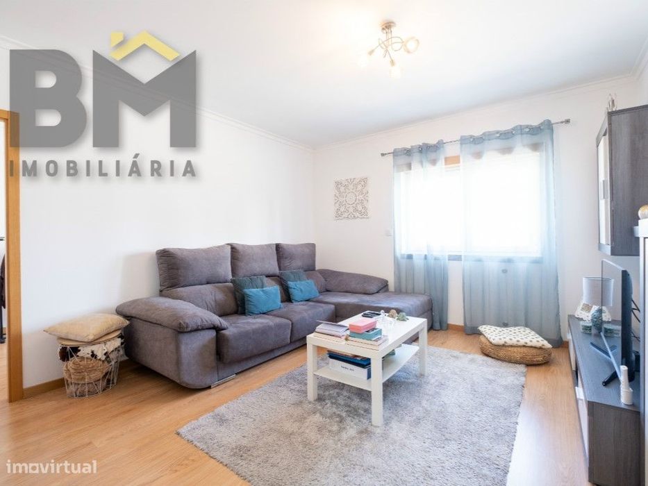 Apartamento T1 convertido em T2 com Tecnologia e Centralidade