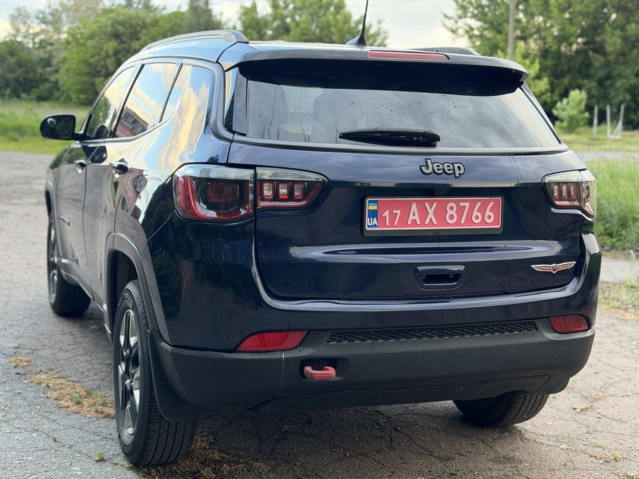 Продам Jeep Compass Trailhawk