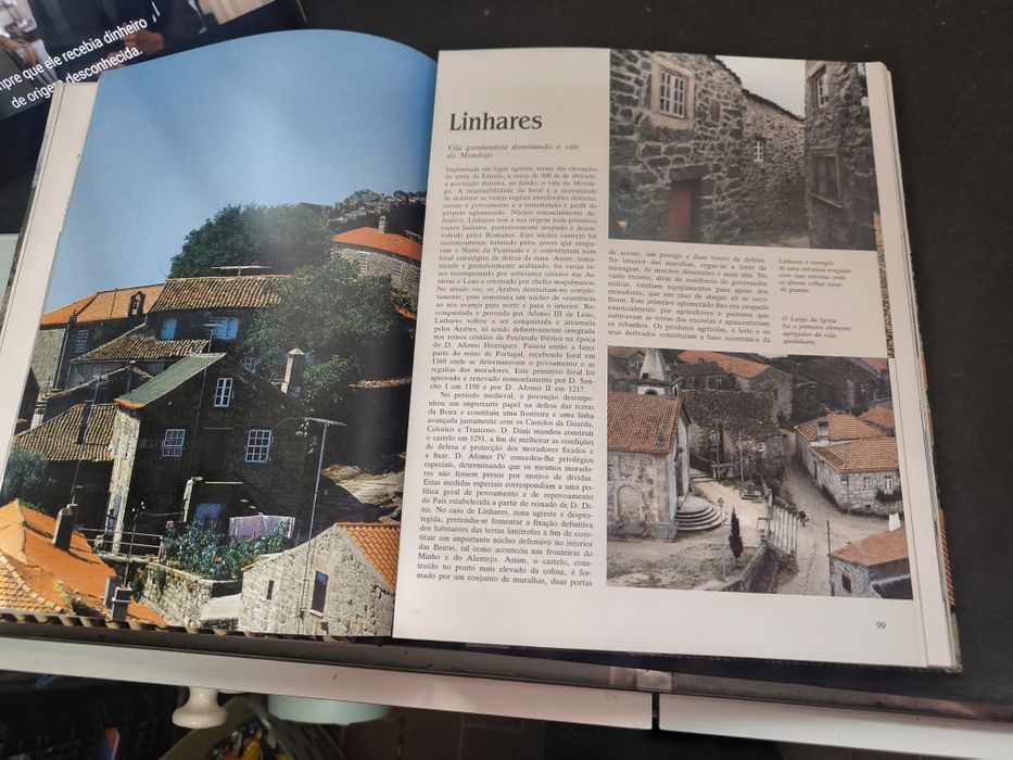 Livro "Por Terras de Portugal" 
Editado pela seleções do Riders digest