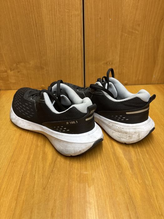 Sprzedam buty do biegania