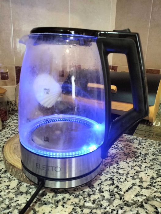 Jarro elétrico em ótimas condições