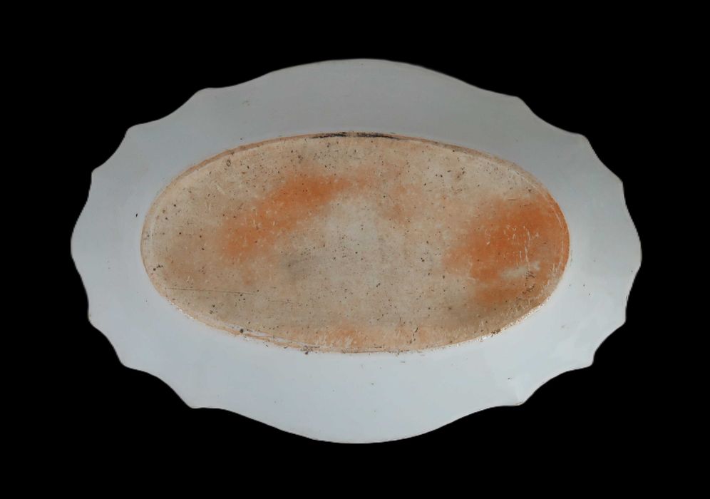 Travessa Polilobada em porcelana da China Séc. XVIII - 28 cm