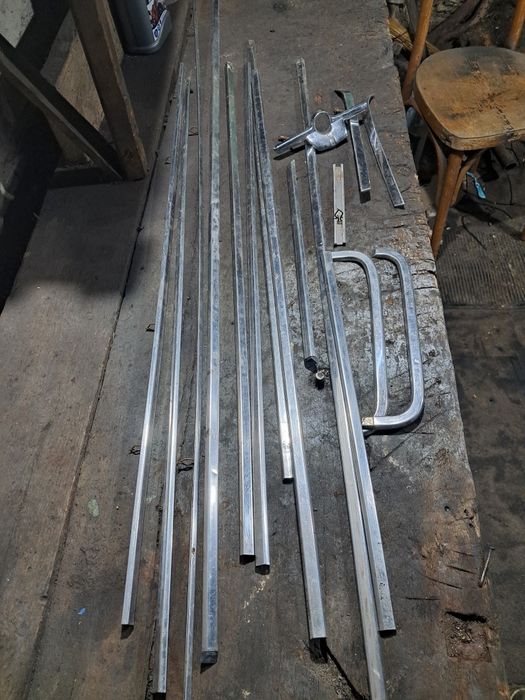 Продам Повний комплект молдингів на ВАЗ 2103 - 2106