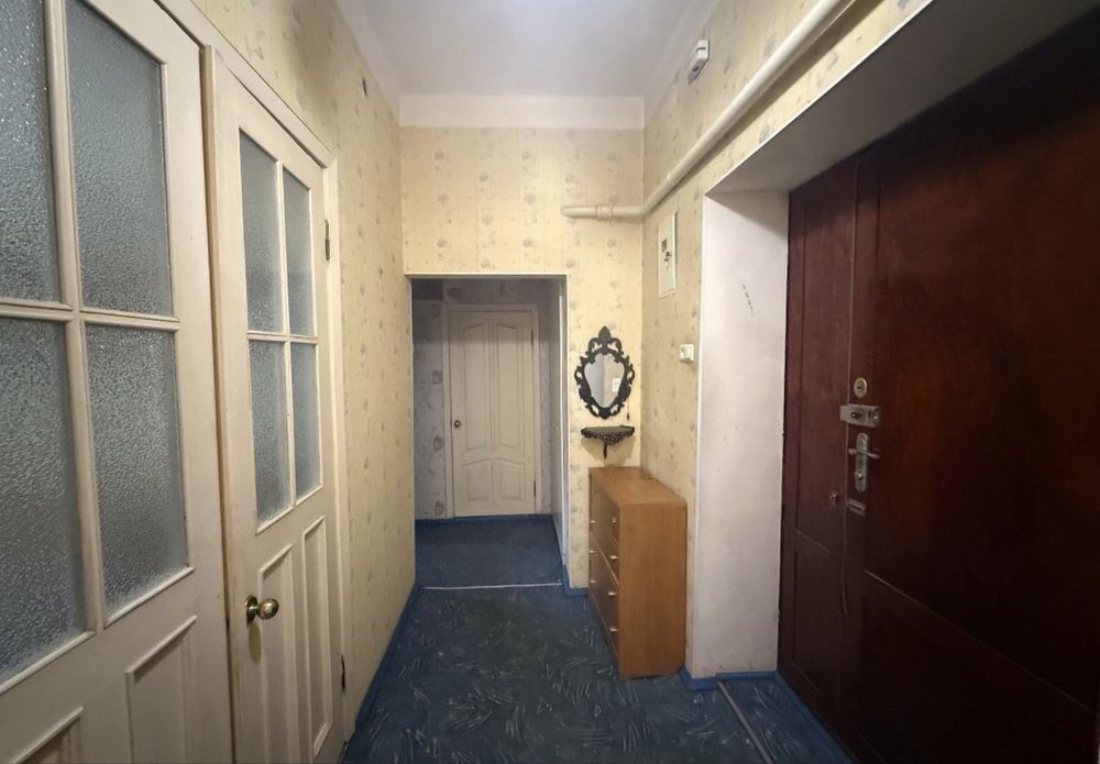 Сталінка в центрі на вул. Базарній. Центр, Привоз, море-все поруч