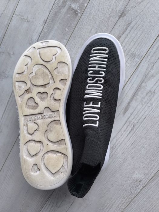 Lov moschino rozm 39
