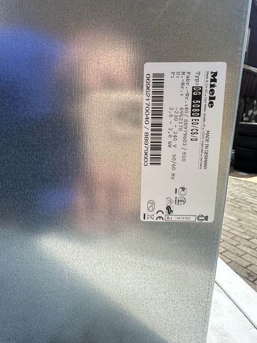 Miele DG5080 духовка