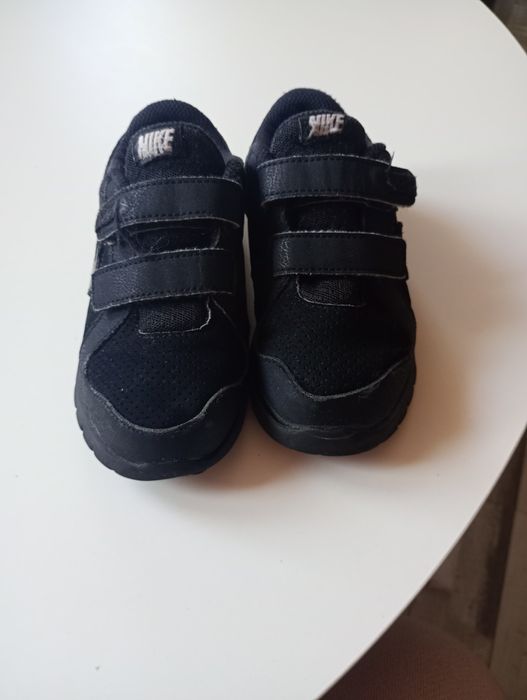 Buty adidasy Nike 27