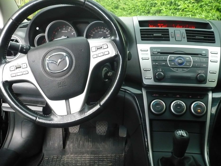 Mazda 6 kombi 1,8 benzyna ,zarejestrowana GH