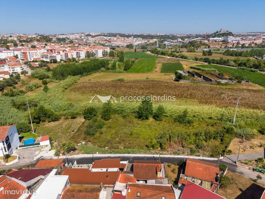Terreno com 3.841m2