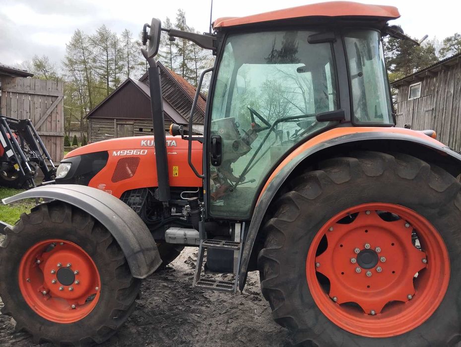 Sprzedam ciągnik Kubota. Cena 145 000zł