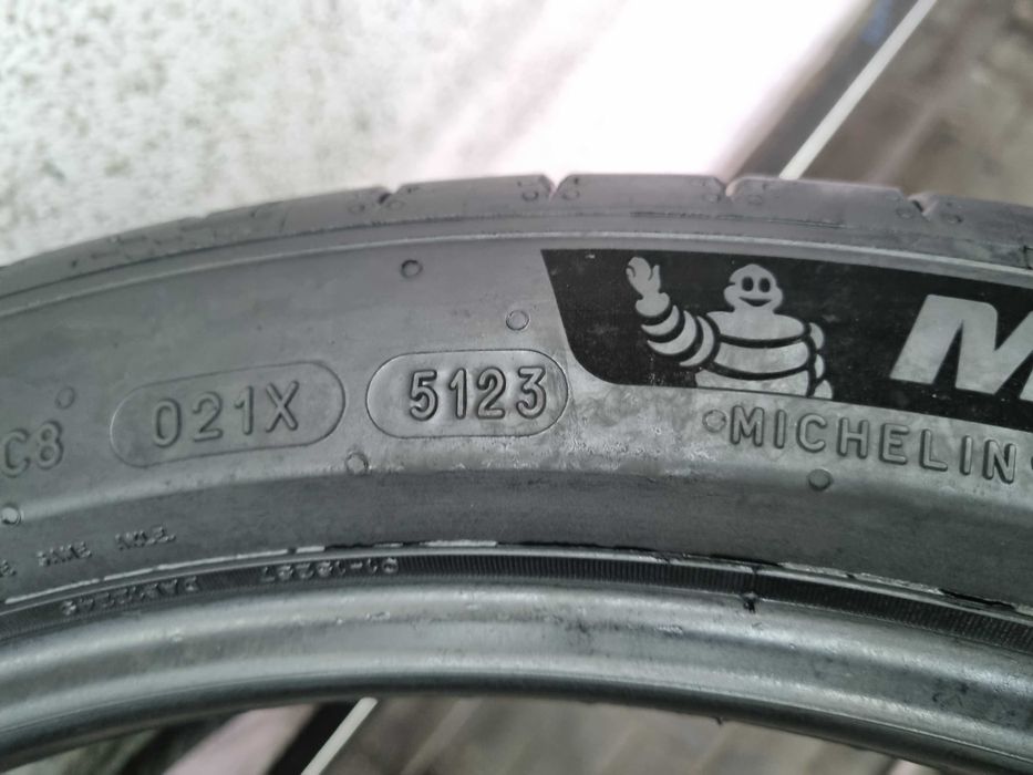 275/35/21 103Y Michelin Pilot Sport EV AO Acoustic Dot.5123R