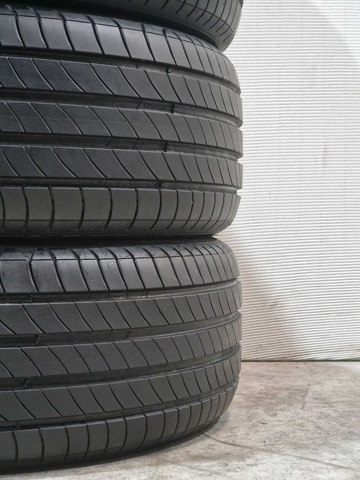 4 Pneus 205/45R16 MICHELIN Semi Novos