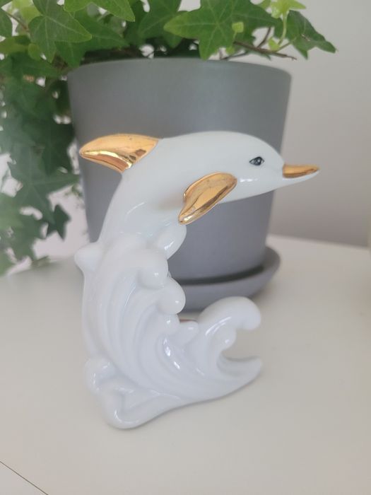 Dekoracja delfinek ze złotymi elementami EM Exclusive Collection