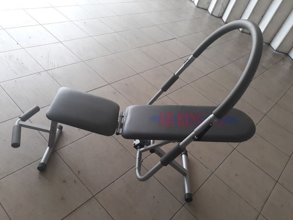 Abdominal exerciser424832493075179521