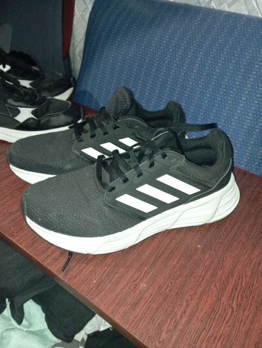 Кроссовки Adidas