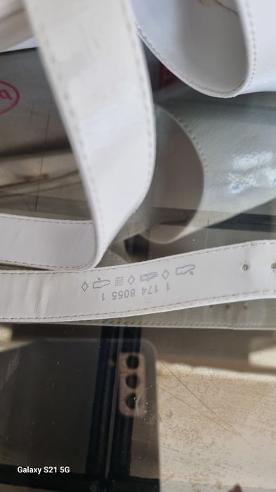 Graceland,białe szpilki z paskami,roz.38.