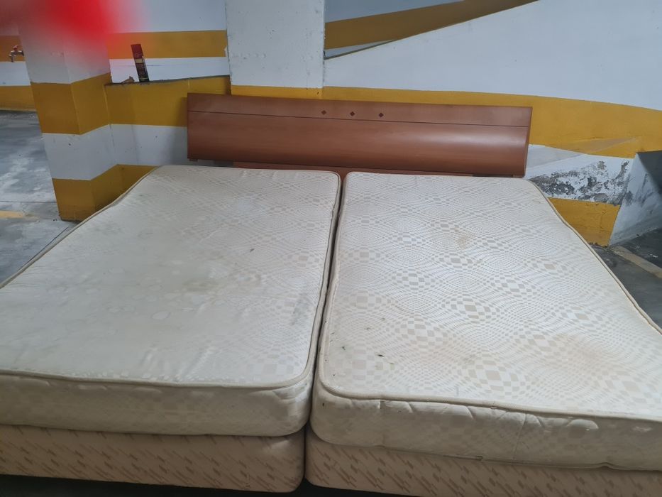 Camas solteiro corpo e meio