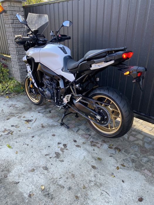 Yamaha tracer 900 gt mt 09