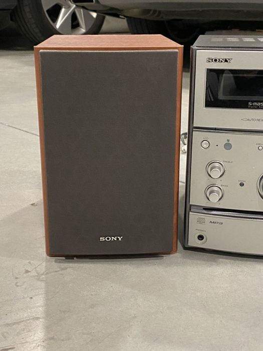 Colunas Sony a funcionar na perfeição