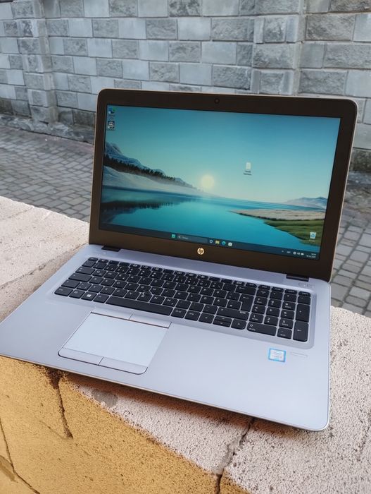 HP EliteBook 850 G3  І5-6300u(2.-4-3.0Ггц) 8 ГбDDR4 SSD256GB