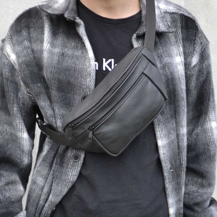 Шкіряна якісна бананка чоловіча/жіноча сумка чорна з натуральної шкіри