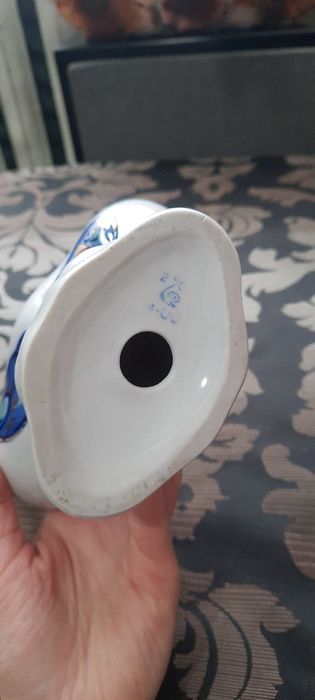 Статуетка свічник