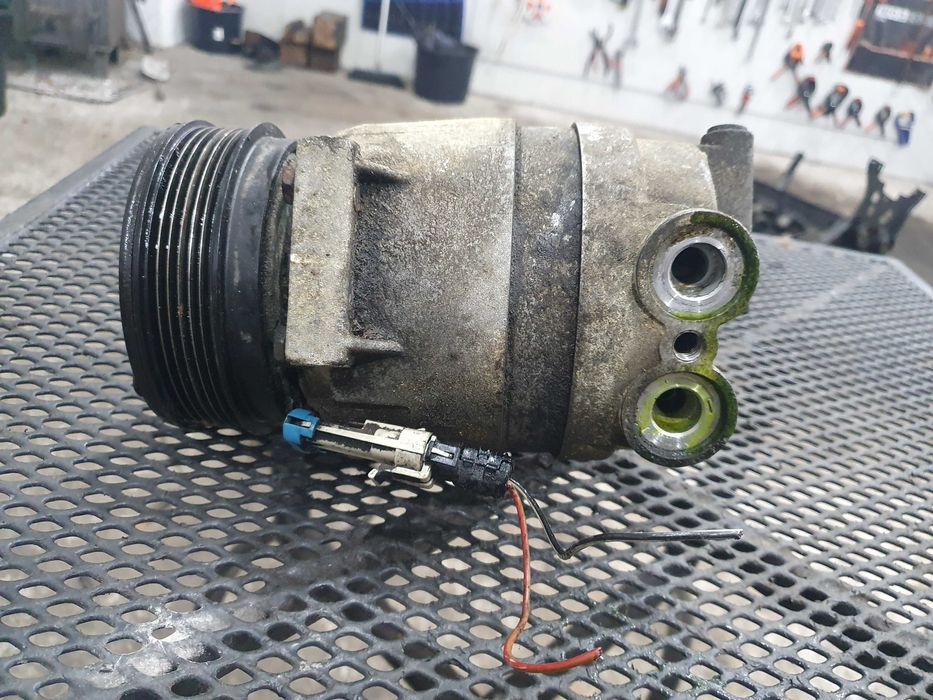 Kompresor sprezarka klimatyzacji Opel Vectra b 2.0 benzyna sprawna