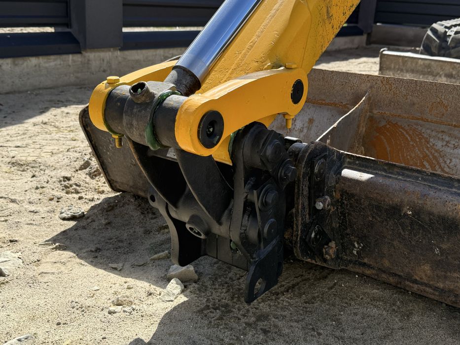 Міні екскаватор jcb 8030