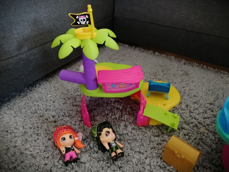 Pinypon Barco e Pinypon nadadores + ilha dos piratas e sereias