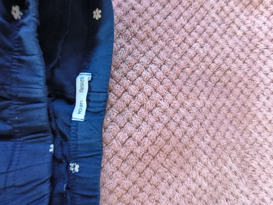 Sinsay legginsy 140
