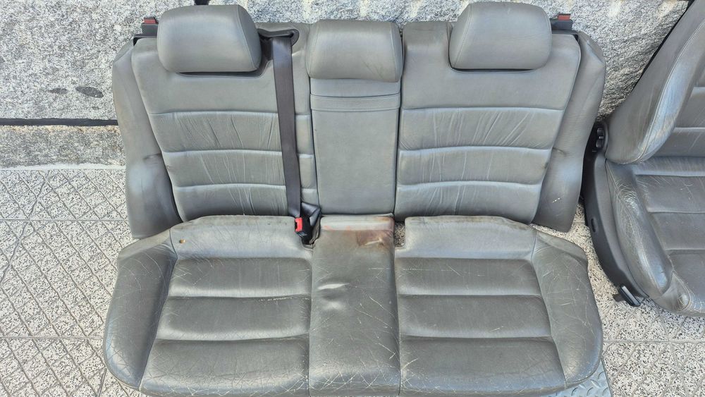 AUDI A4 B5(8D) - Bancos SPORT COM REGULAÇÃO LOMBAR ELETRICA EM PELE