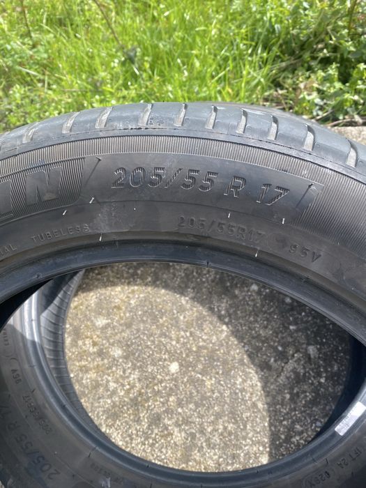 Pneus michelin  205/55/r17