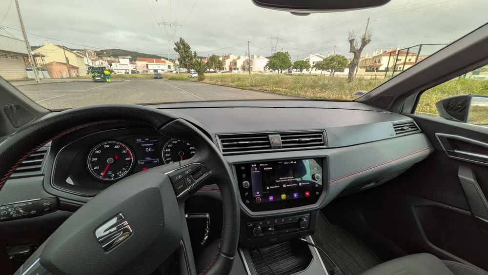 SEAT Arona 1.0 TSI FR | < 38.000km | Como Novo | Full Extras