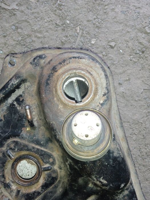 Продам бензобак на honda dio 34 і масляний бак