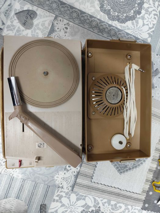 Gira-Discos portátil Phillps