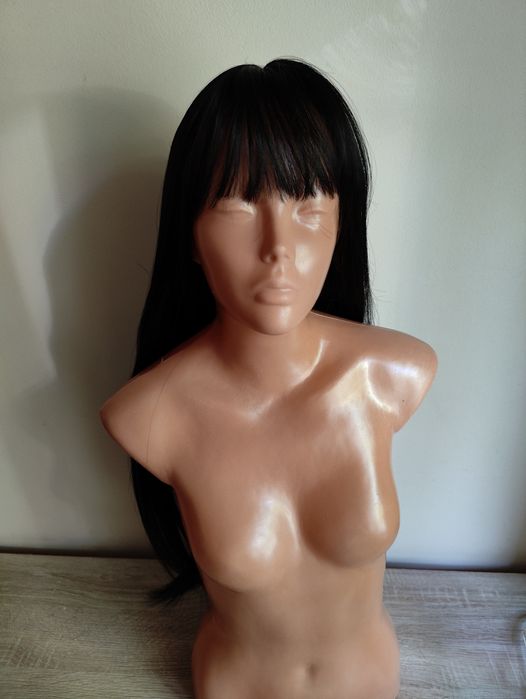 Nowa realistyczna czarna długa prosta peruka z grzywką wig