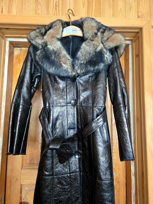 Натуральна жіноча дублянка.