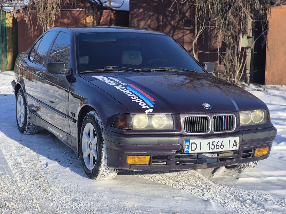 Продам BMW 3 1.8