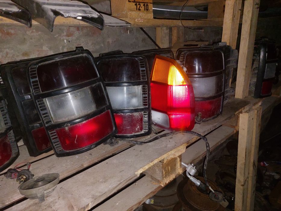 Запчасти зарчастини Фари Стопи vw touareg pajero 2 паджеро туарег шрот ...