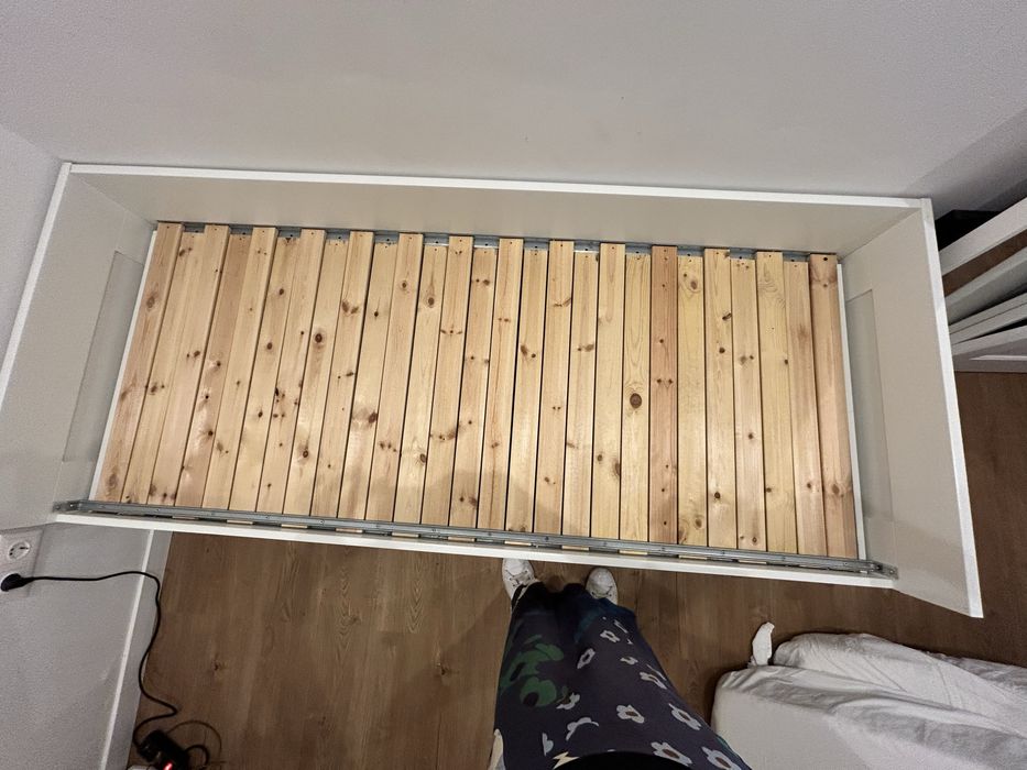 Cama individual/dupla Brimnes da IKEA