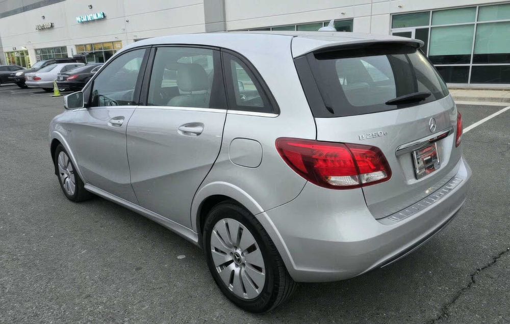 Mercedes-Benz B-Class      2018