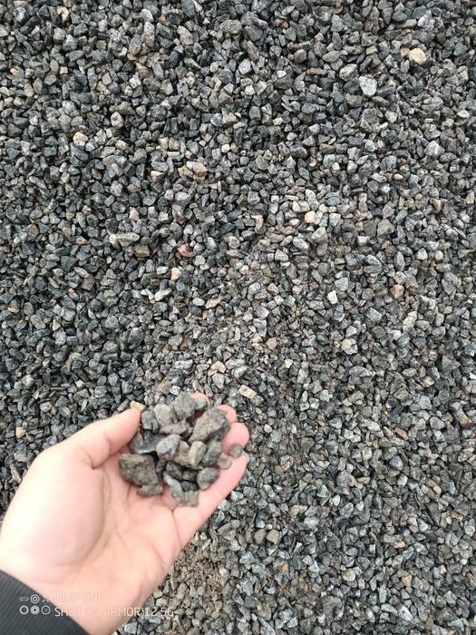 Цемент м 550 отличного качества 
Песок речной 500 грн
Песок беляевский