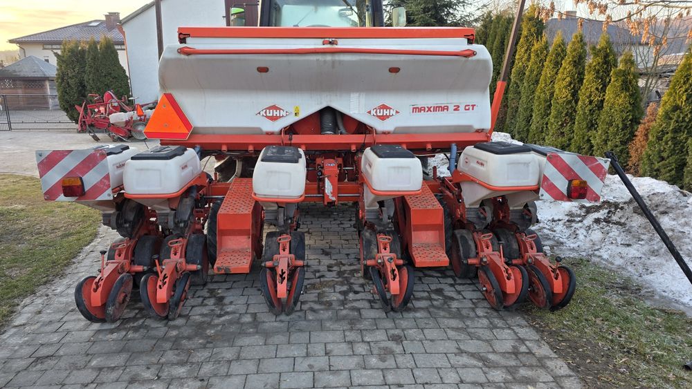 Kuhn maxima 2gt, 2ts, 2009, talerzowy,do kukurydzy