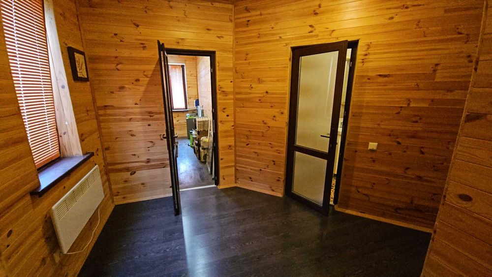 Цікавий будинок в селі Сулимівка Яготинська ОТГ - є відеоогляд