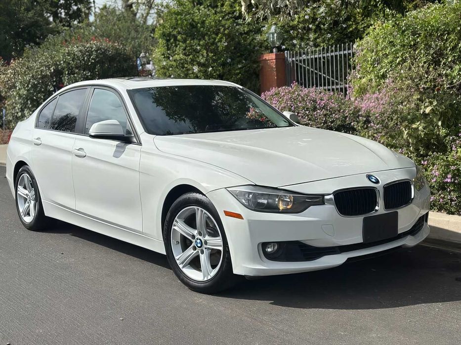BMW 3 Series 328i      2015