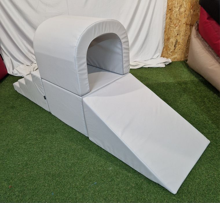 Circuito infantil em espuma revestida