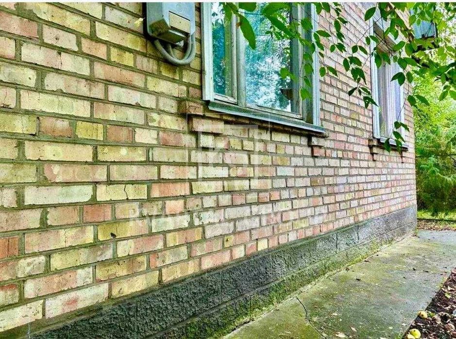 Чудова дача під ремонт в затишному місці