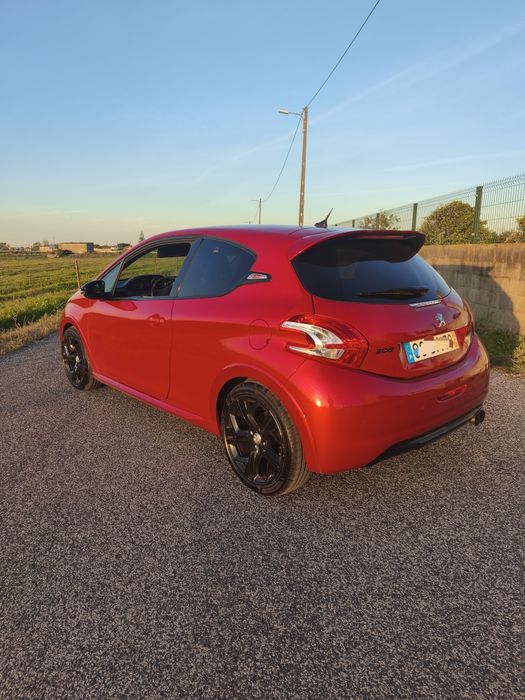 Peugeot 208 GTI Nacional – Full Extras – Histórico Completo