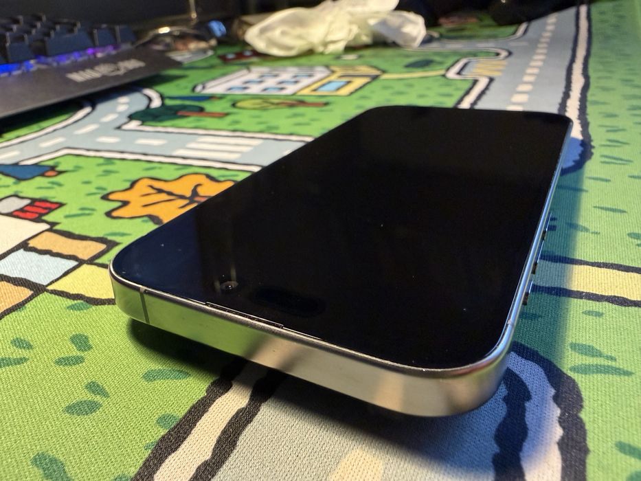 Iphone 15 pro 128gb Esim