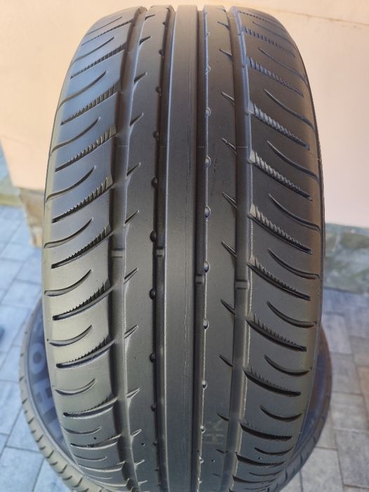 Шини 215/55r17 літо KUMHO ECSTA SPT